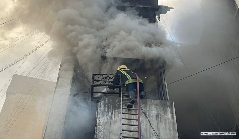 الدفاع المدني يخمد حريقا اندلع في بناية مكونة من طابقين في الوزيرية ببغداد